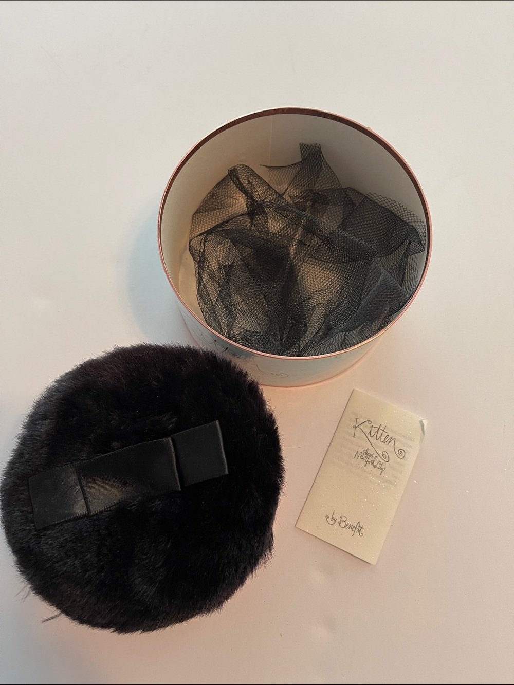 Vintage Y2K Benefit Rare Kitten Shops New York City copper sparkle powder puff - Picture 6 of 7